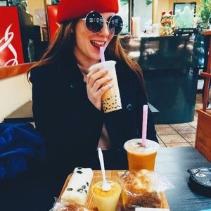 Meet your Posher, Annabel